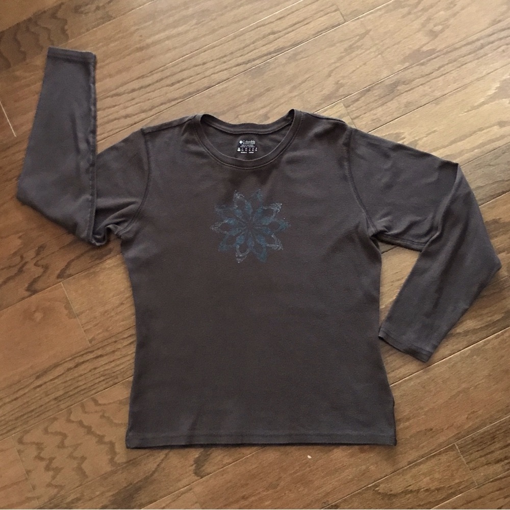 Columbia chocolate brown long sleeve tee Large